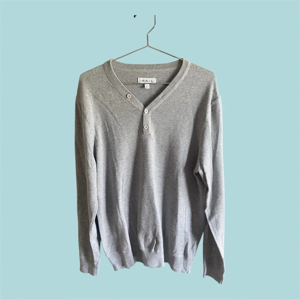 The Rail Sweater Mens L Gray V Neck 3 Button Preppy Academia Cotton‎